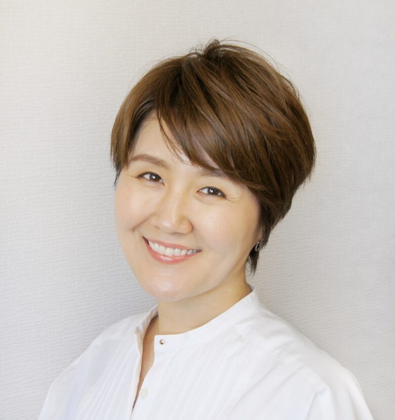 戸井 由貴子