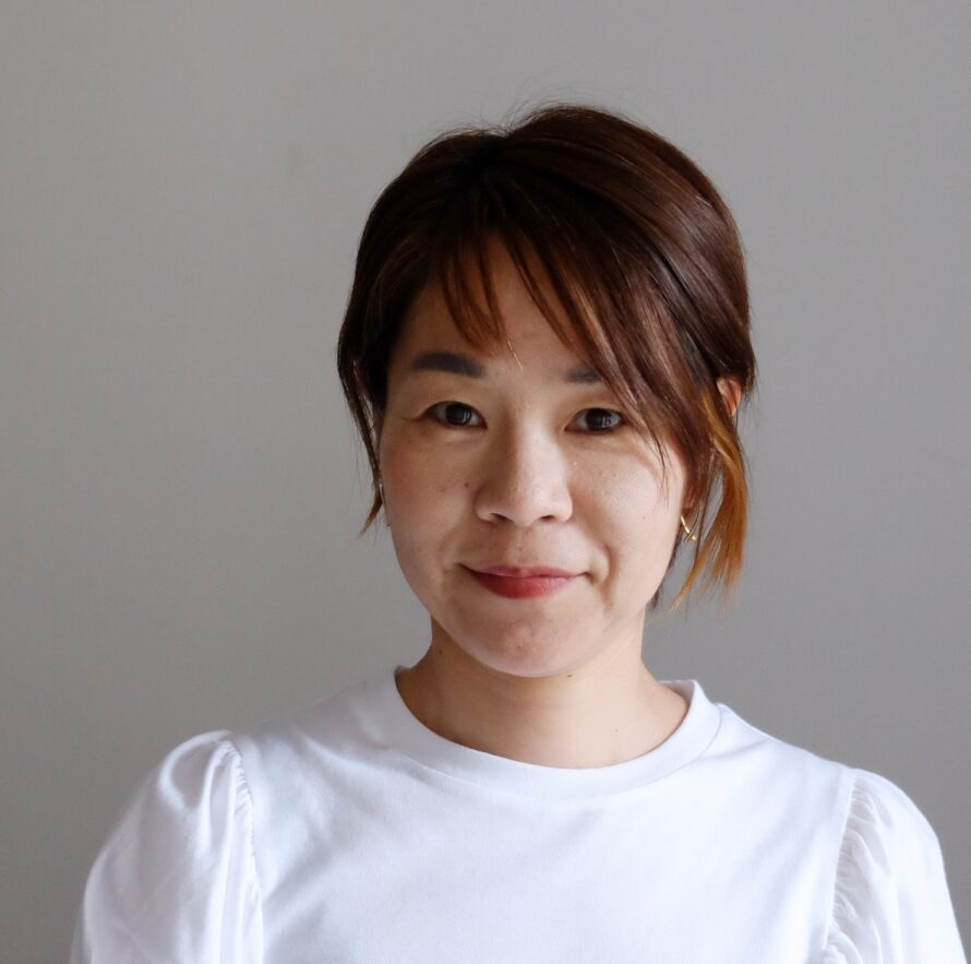 高田 舞子