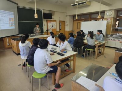 小学校で片づけ授業をライフオーガナイザーが担当！「あいうえおかたづけ講座」開催レポート